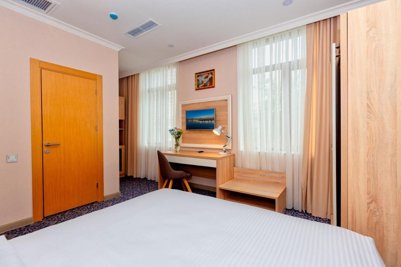 Metro City Hotel Μπακού Εξωτερικό φωτογραφία