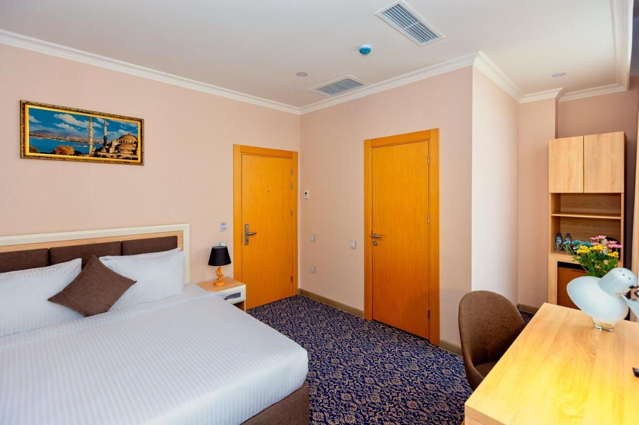 Metro City Hotel Μπακού Εξωτερικό φωτογραφία